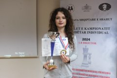 DSCF1390